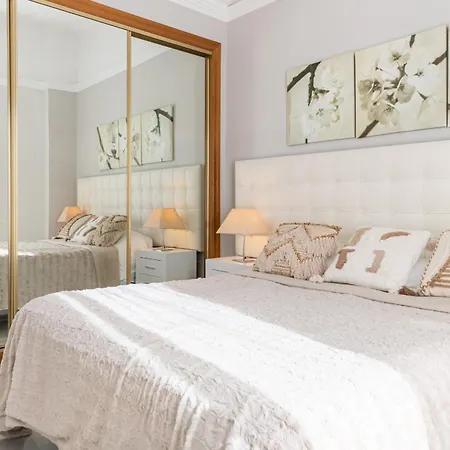 Casa Danesa, With Heated Pool, Gym And Restaurant Marbella